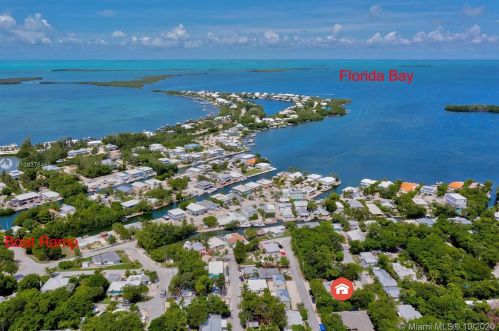 80 John Silver Dr, Key Largo, FL 33037-2381