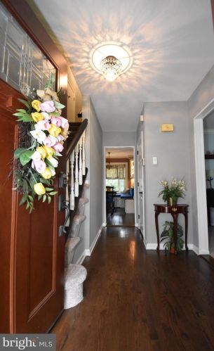 20 Delwood Ln, Berlin Boro, NJ 08009-2207