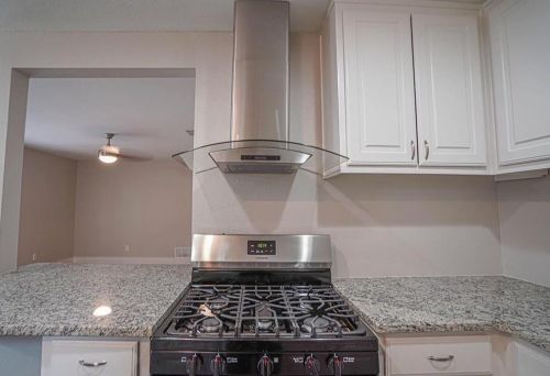 1708 Emery St, Denton TX  76201-2681 exterior