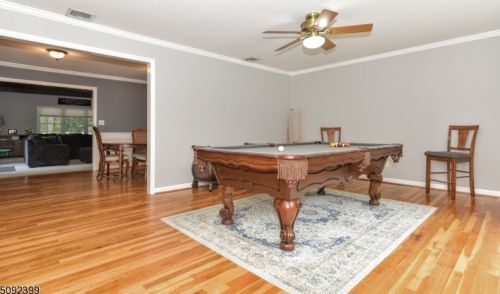 36 Old Milford Ln, West Milford Lakes NJ  07480-1123 exterior