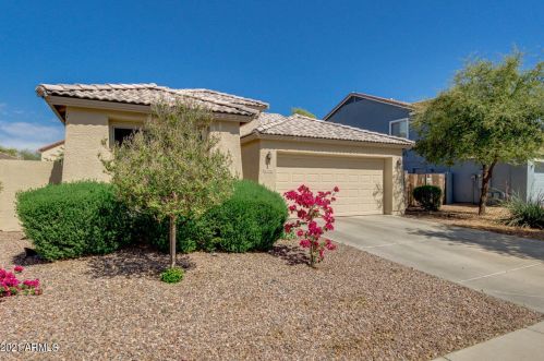 3958 Maplewood St, Gilbert, AZ 85297-3557