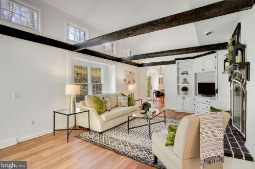 220 Hansell Rd, Newtown Square PA  19073-2509 exterior