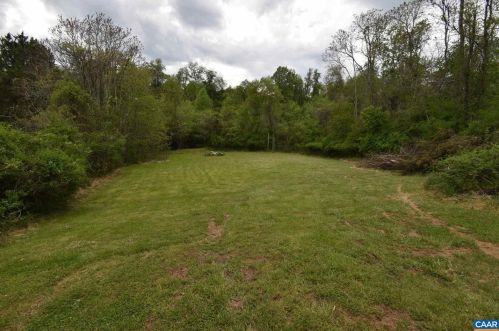 115 Madison Rd, Stanardsville VA  22973-2934 exterior