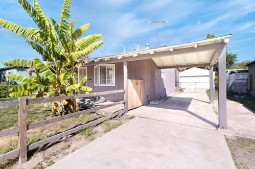 11307 Bessemer St, North Hollywood, CA 91606-4215
