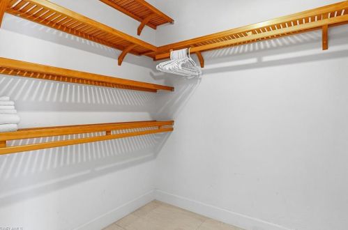 2516 Kings Lake Blvd, Naples FL  34112-5400 exterior