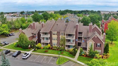 222 Blew Ct, East Brunswick, NJ 08816-1837
