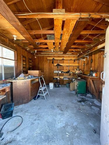 22619 Eastside Rd, Willits CA  95490-9780 exterior