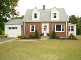 110 Holyoke Rd, Montgomery, MA 01085-1611