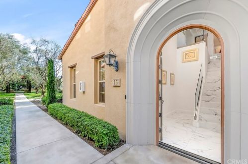16 San Sovino, Newport Beach, CA 92657-1313