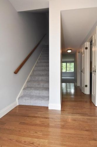 1599 Pinehurst Dr, Pittsburgh, PA 15241-3201