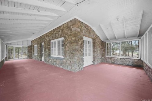 430 Rye Hill Rd, Monroe NY  10950-4509 exterior