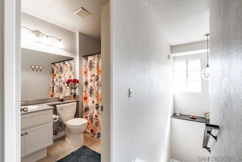2586 Manzana Way, San Diego CA  92139-1438 exterior