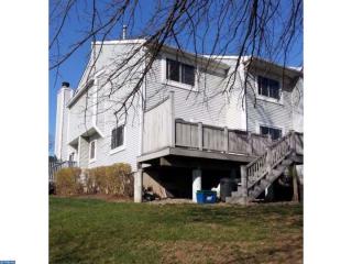 14 Greenridge Cir, Upper Makefield, PA 18940-2306