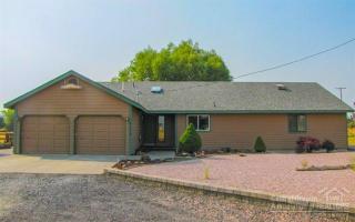 21517 Bear Crk Rd, Bend OR  97701-9312 exterior