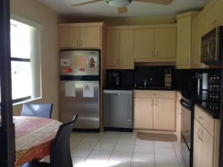 1636 Palmland Dr, Boynton Beach FL  33436-6040 exterior