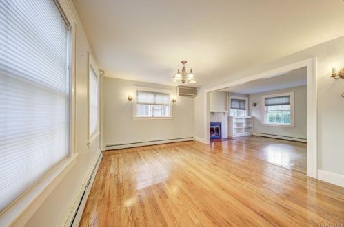 140 Main St, Port Jervis NY  12771-2114 exterior