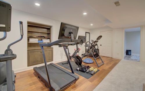 3068 Lyndale Ct, Covington KY  41017-2357 exterior