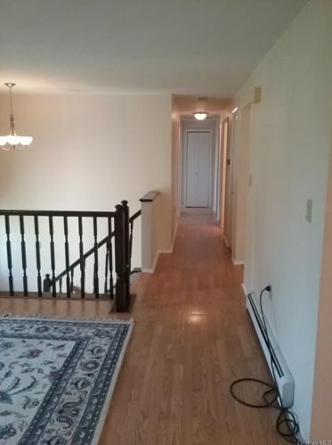 15 Maplewood Dr, Middletown NY  10940-6689 exterior