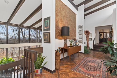 401 Lisburn Heights Dr, Alpine, PA 17339-9556