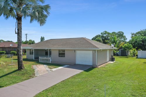 2309 Woodridge St, Fort Pierce, FL 34953-2665