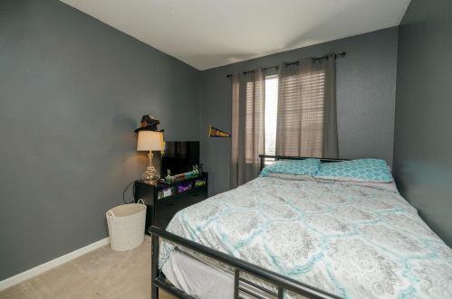 2135 Canyon Creek Ct, Newman CA  exterior