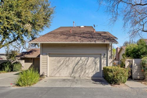 954 Cross St, Woodland CA  95695-4128 exterior