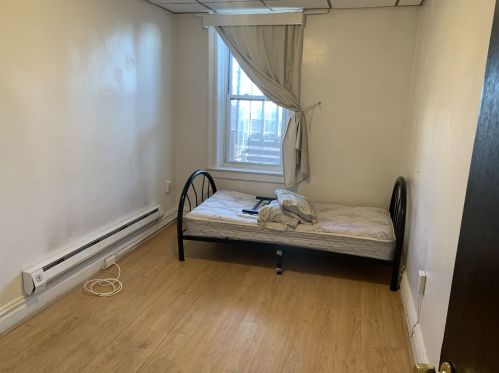 1104 Avenue C, Bayonne NJ  07002-3360 exterior