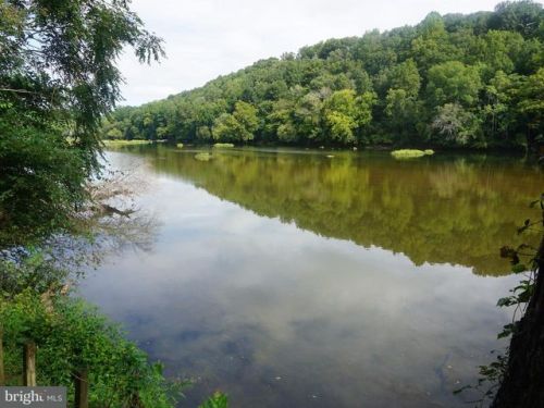 5901 River Rd, Fredericksburg, VA 22407-2244