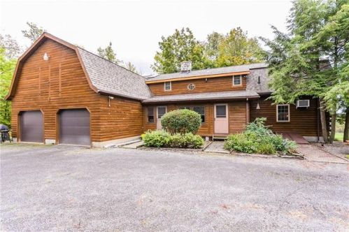 3130 Hance Rd, Macedon, NY 14502-9308