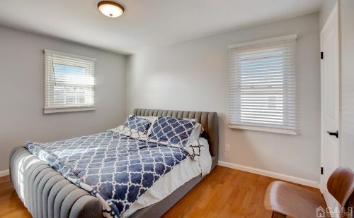 1897 Bell Pl, South Plainfield NJ  07080-1921 exterior