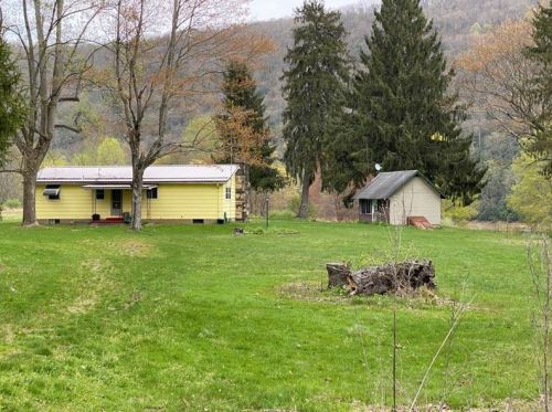 348 Hooks Station Rd, Templeton, PA 16259-3512