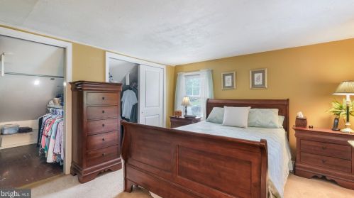 504 Hill Ave, Langhorne PA  19047-3949 exterior