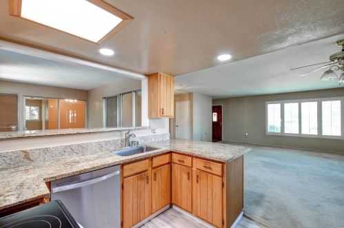 145 Rainier Cir, Vacaville CA  95687-3309 exterior