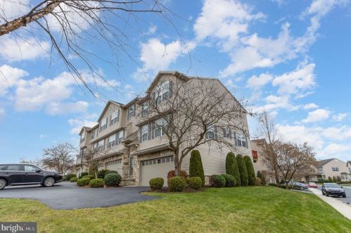 426 Mercury Dr, Navy Sup Dpt, PA 17050-5215