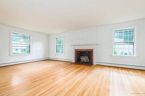 60 Myrtle St, Somersworth NH  03878-2226 exterior