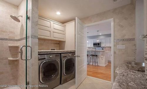 26 Ocean Ave, Monmouth Hills NJ  07732-1411 exterior