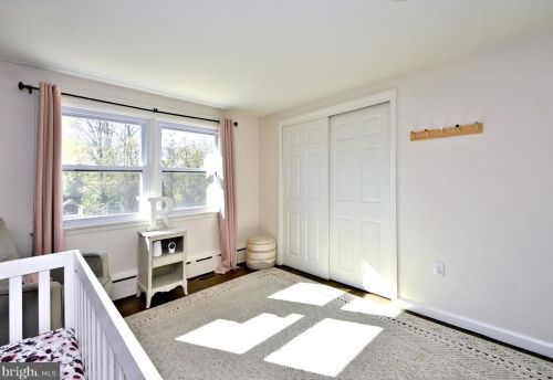 1472 Timberline Dr, Pottstown PA  19465-7234 exterior