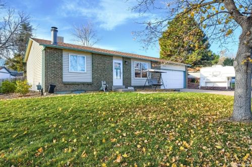 16388 Brunswick Pl, Denver, CO 80013-1847