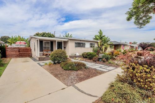 2831 Stanbridge Ave, Long Beach, CA 90815-1060