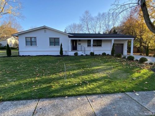 436 Ruckman Rd, Closter NJ  07624-2326 exterior