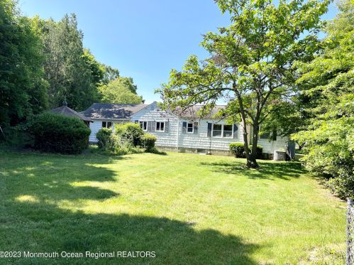 1 Marion Pl, West Long Branch, NJ 07764-1521