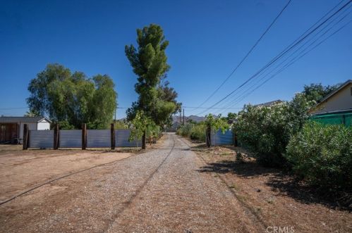 20135 Grand Ave, Wildomar CA  92595-9370 exterior