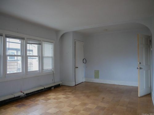 157 Claremont Ave, Mount Vernon NY 10550-6212 exterior