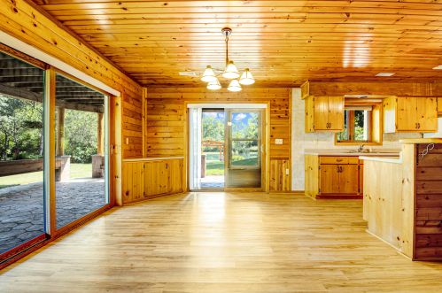 2717 Beaumont Ave, Waterford WI  53185-4933 exterior