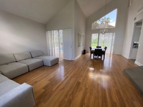 1231 179th Ave, Hollywood FL  33029-3162 exterior