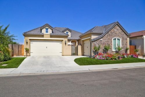 2641 Serena Ave, Clovis, CA 93619-7430