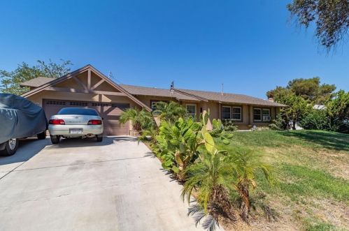 6341 Soledad Dr, Riverside, CA 92504-1522