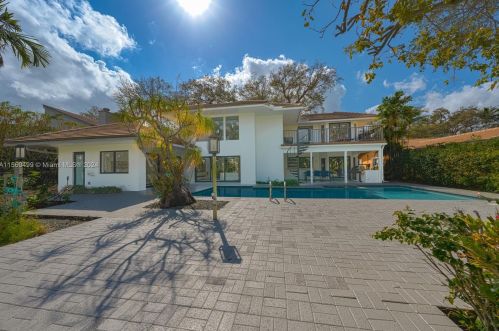 3051 35 St, Hollywood FL 33021-2627 exterior