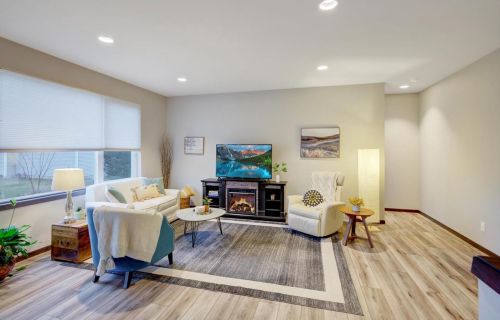 327 Star Dr, Madison, WI 53718