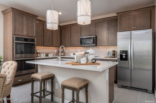 4212 105th Ln, Tolleson, AZ 85353-5602